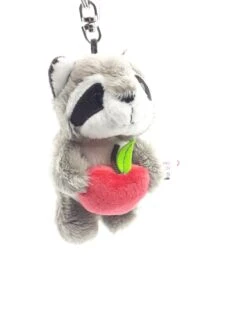 Nici 90792 Schlüsselanhänger Waschbär Rod Mit Apfel 10cm Plüsch Taiwan Limited